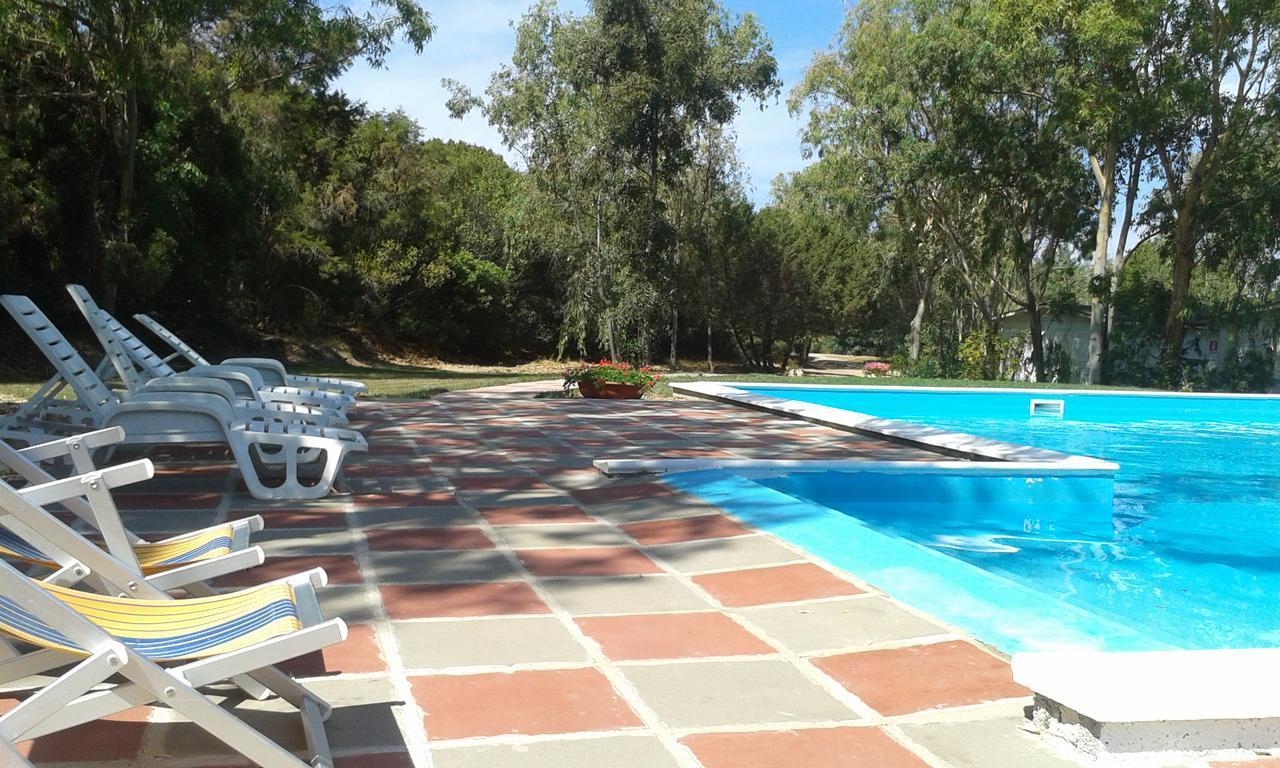 Camping Baia Paradiso Badesi Extérieur photo
